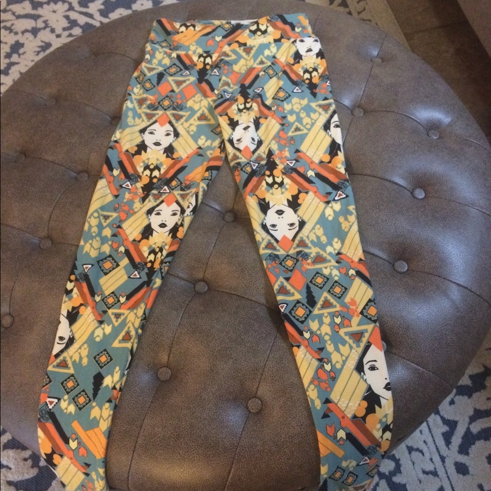 LulaRoe Pocahontas face leggings